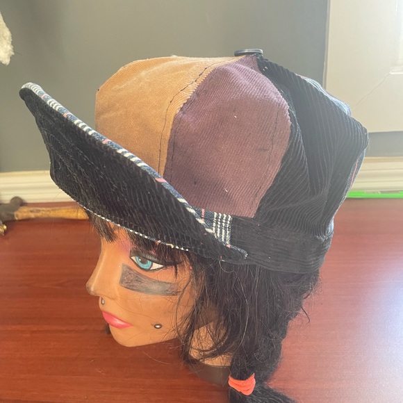 Custom made hat - Picture 7 of 8